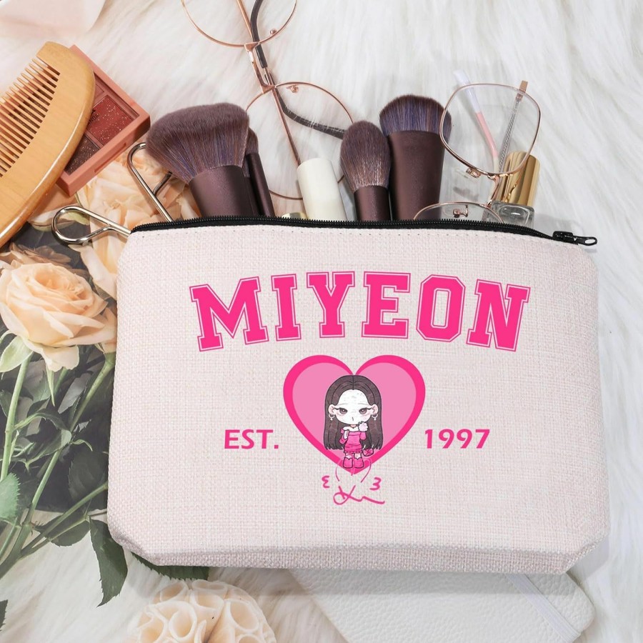 MEIKIUP Meikiup Korean Girls Group G-Ide Member Makeup Bag K-Pop Girls Group Fans Gift World Tour Merchandise K-Pop Music Lover Gift (Yq99 Bag) | Coin Purses & Pouches